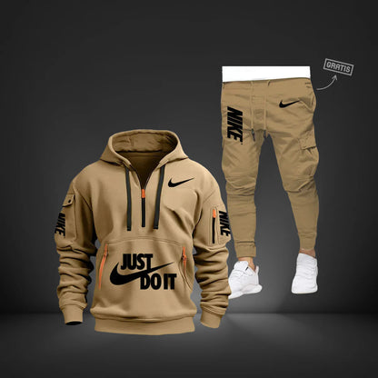 Elizabeth Carter | SWEATSHIRT + TROUSERS (FREE)