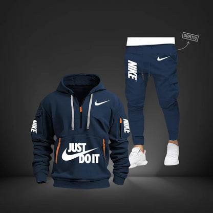 Elizabeth Carter | SWEATSHIRT + TROUSERS (FREE)
