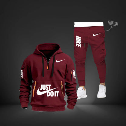 Elizabeth Carter | SWEATSHIRT + TROUSERS (FREE)